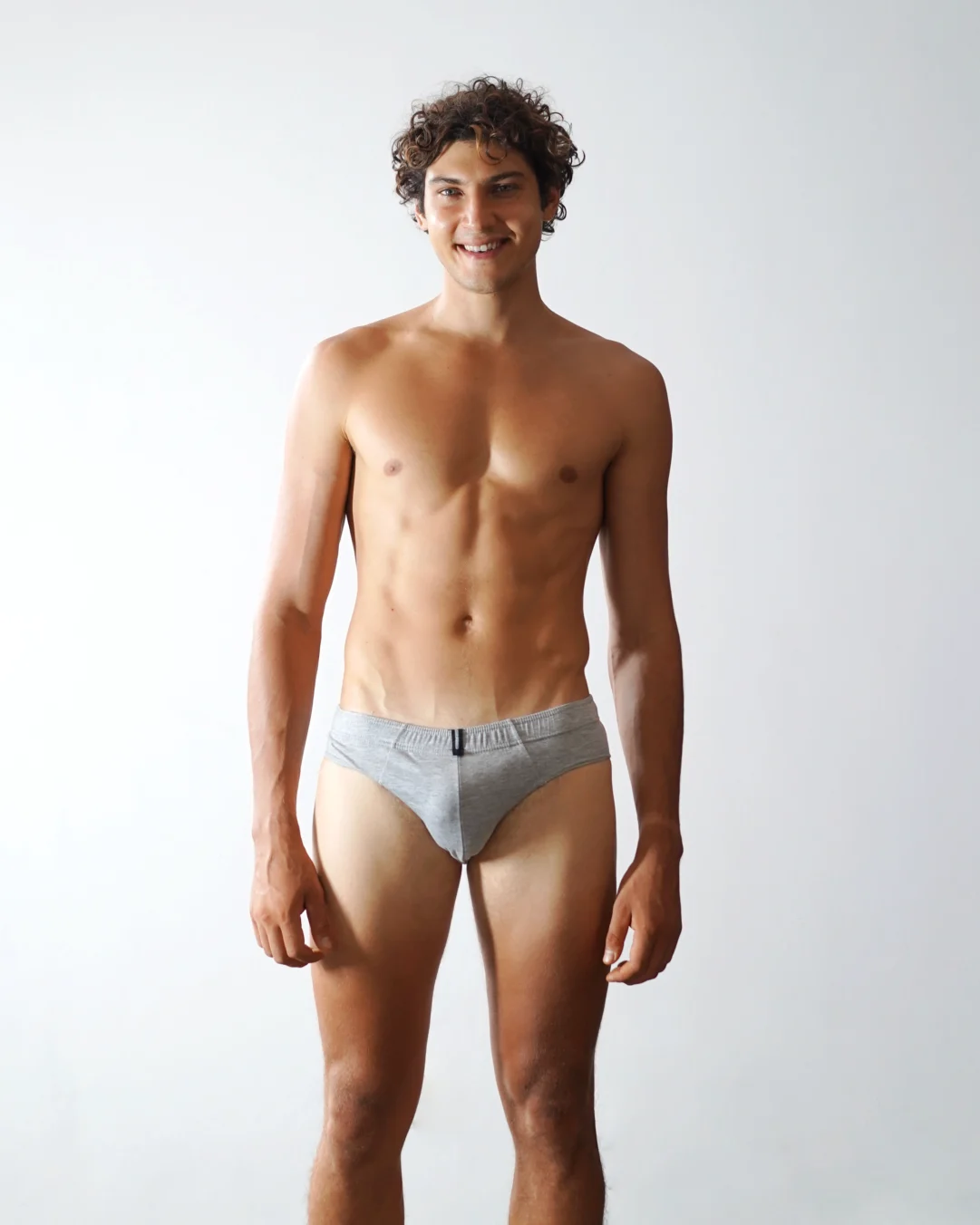 Celana Dalam Brief Pria Champiro Basic Essential Brief - C0312C