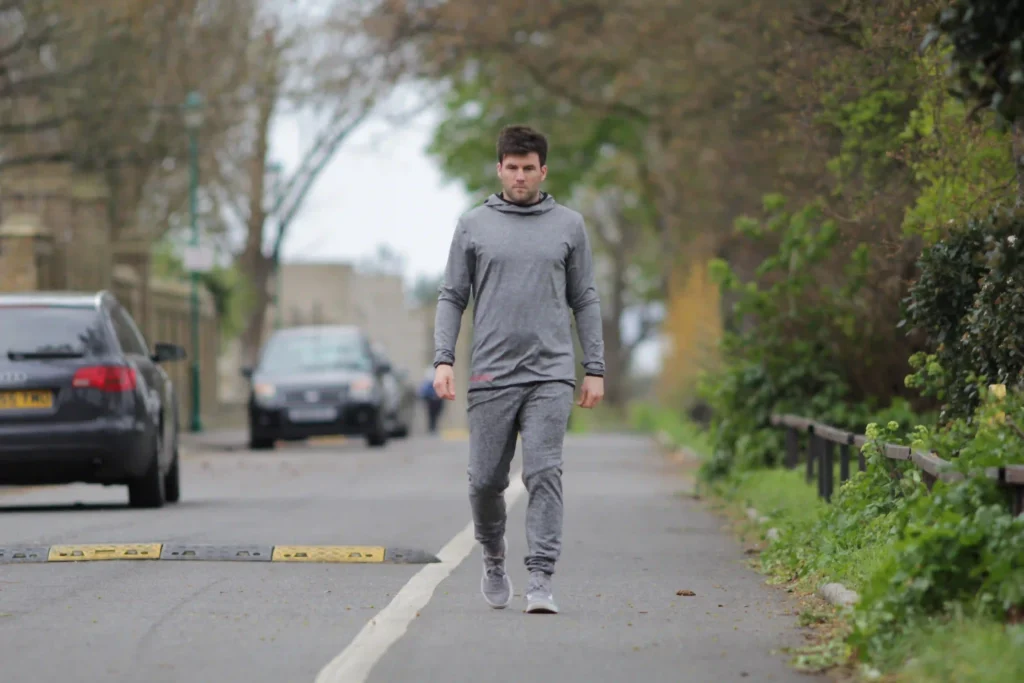 outfit jogging untuk pria dan cowok