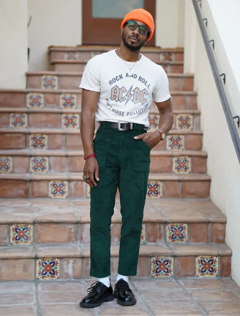Ide Outfit Pria Dengan Celana Corduroy